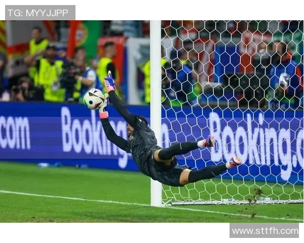 葡萄牙队逼平荷兰队，点球大战晋级半决赛——足球场上的奇迹时刻